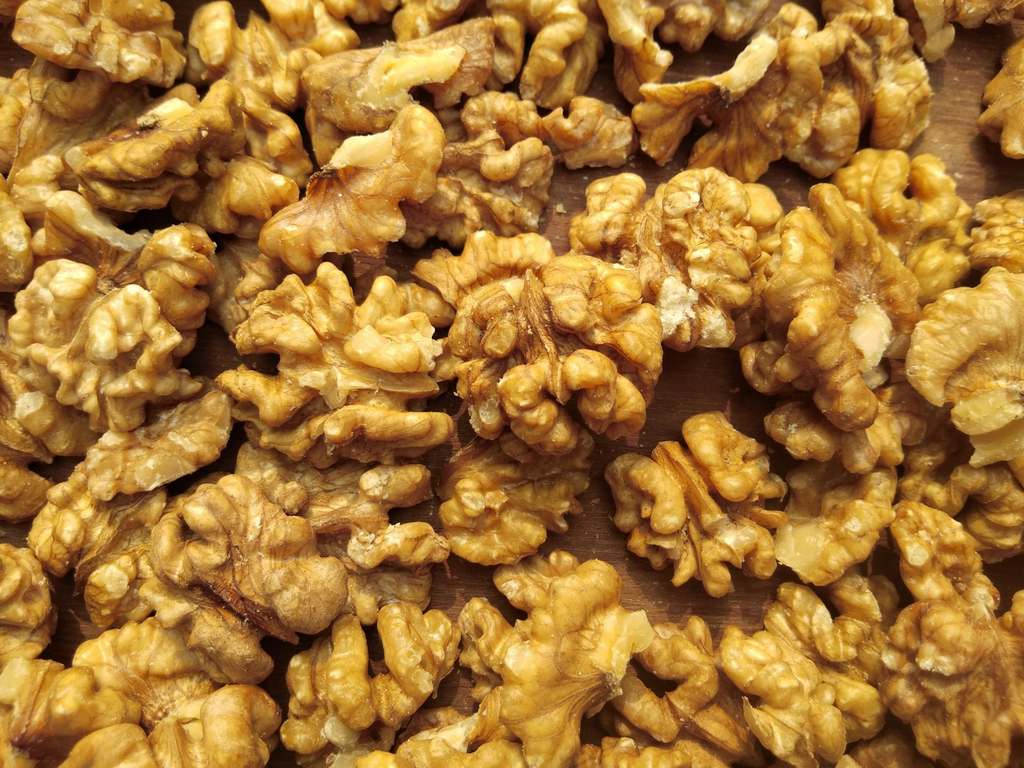 unsplash_5O_YWnMWGrY_Walnut.jpg.webp