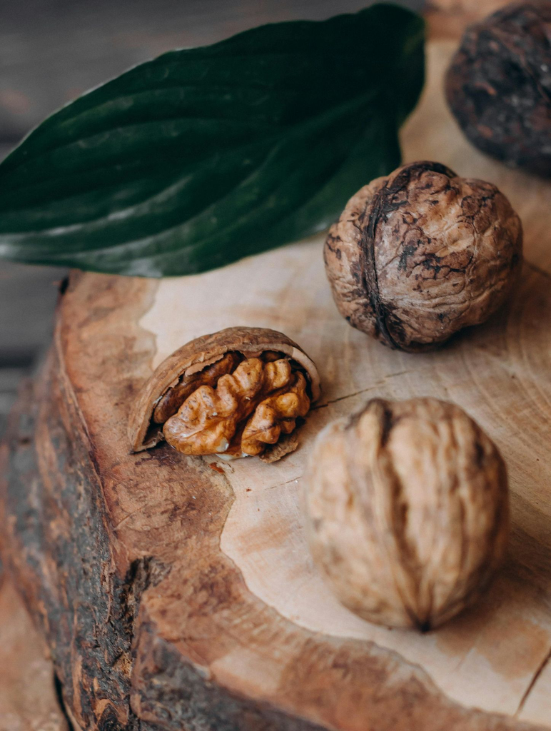 unsplash_Ixc_5M3DSCo_Walnuts.jpg.webp