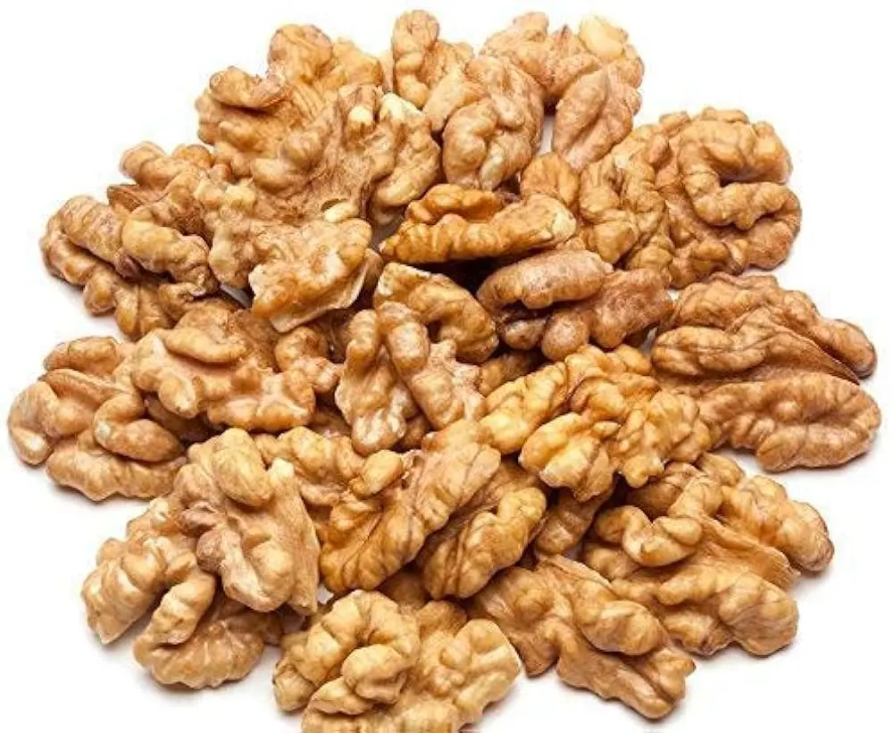 Walnut kernels